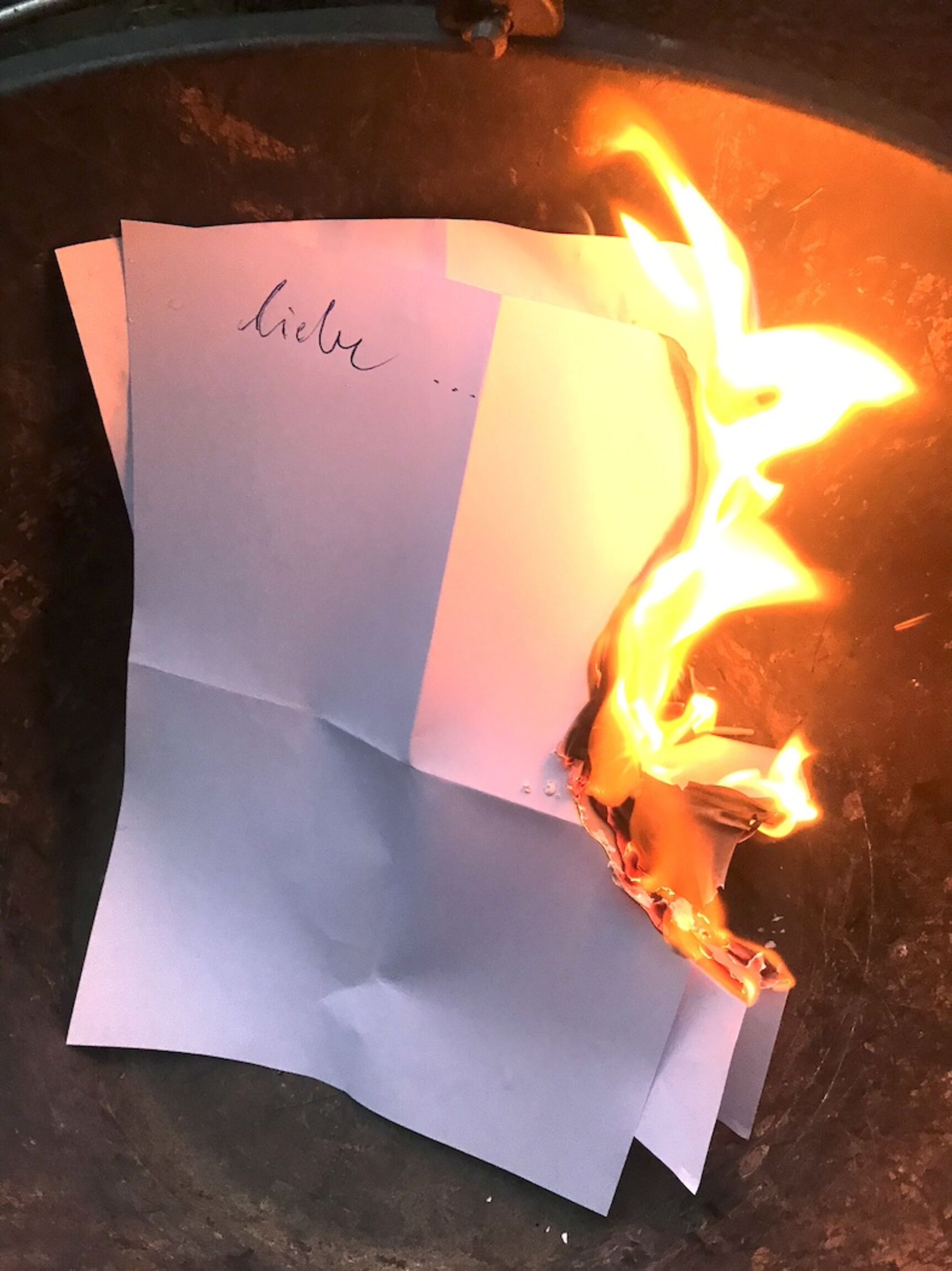 Aschermittwoch Brennender Brief